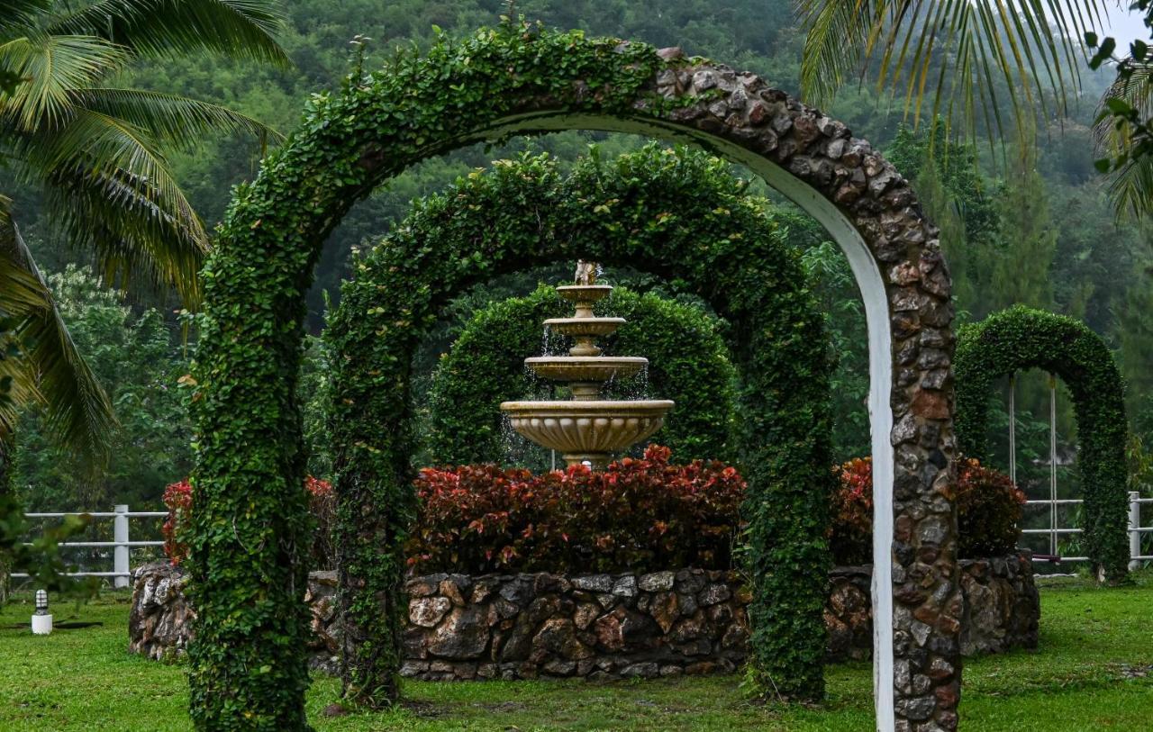 Swiss Valley Hip Resort Suan Phueng Buitenkant foto
