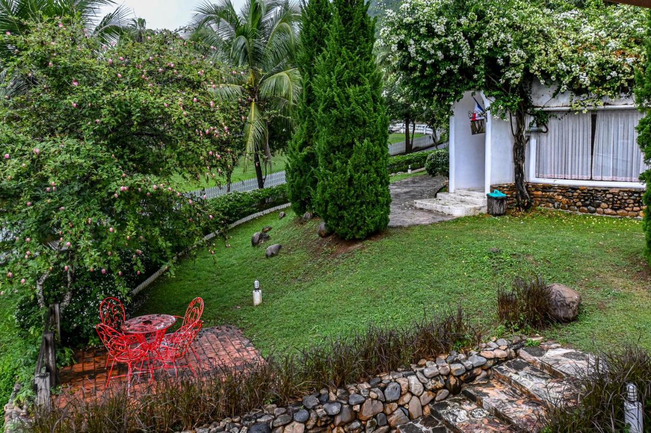 Swiss Valley Hip Resort Suan Phueng Buitenkant foto