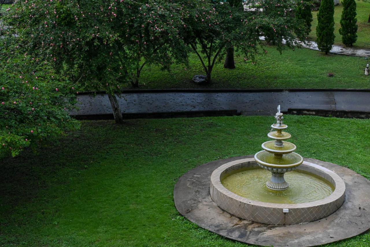 Swiss Valley Hip Resort Suan Phueng Buitenkant foto