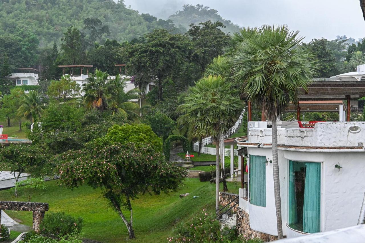 Swiss Valley Hip Resort Suan Phueng Buitenkant foto
