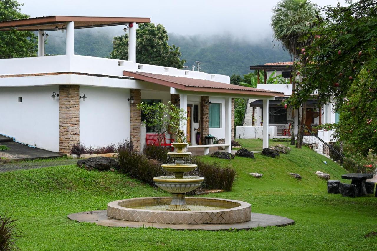 Swiss Valley Hip Resort Suan Phueng Buitenkant foto
