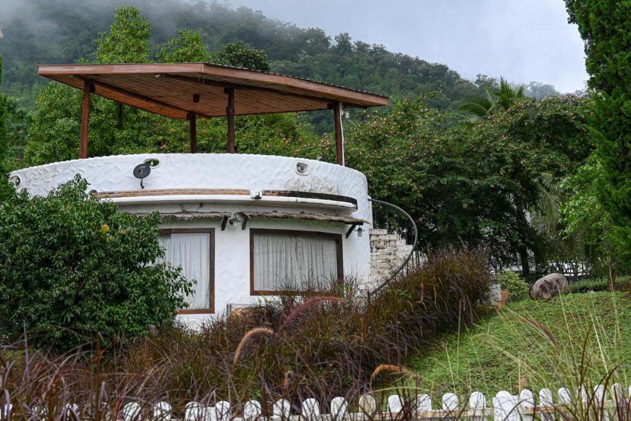 Swiss Valley Hip Resort Suan Phueng Buitenkant foto